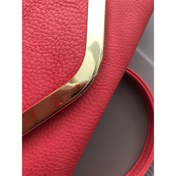 Coral Charming Charlie Cross Body Purse - Picture 13 of 16